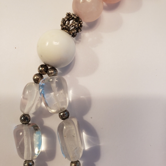 Carved quartz and Crystal statement necklace - Picture 7 of 8